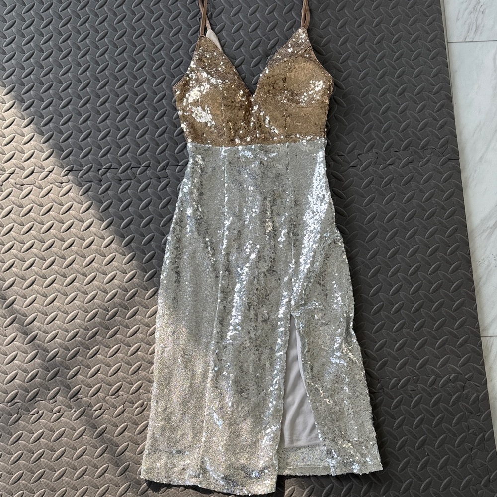 Speechless Gold and Silver Sheath Dress Sleeveless Spaghetti Strap